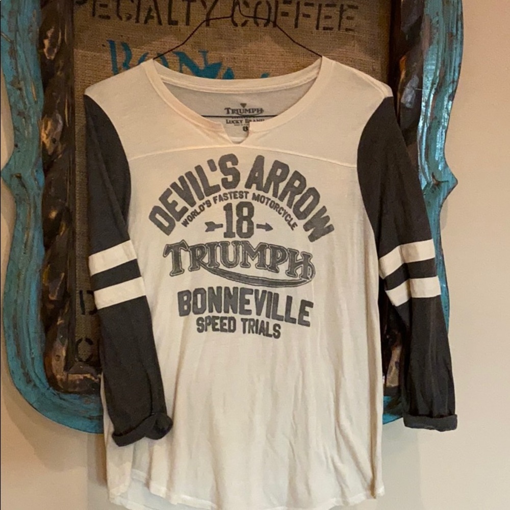 Lucky Brand baseball sleeve t-shirt